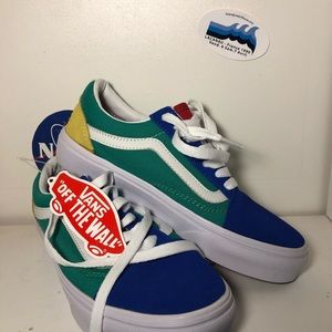 Vans Low Old Skool Yacht Club with Sticker